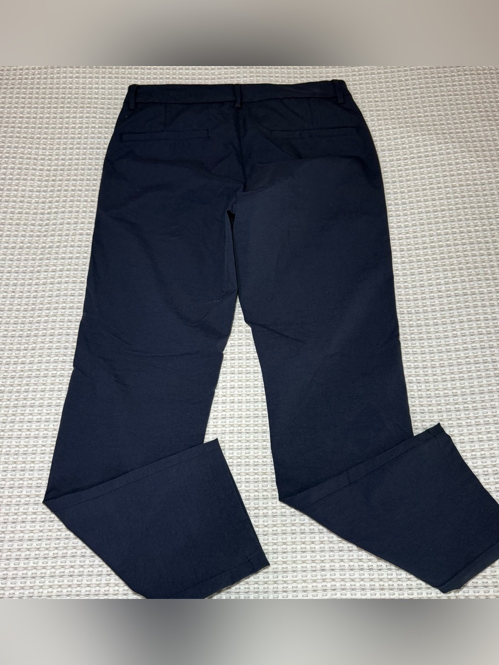 Tahari Men’s Navy Blue Solid Flat Front Casual Pants 30" Waist Pockets Button - Picture 9 of 10